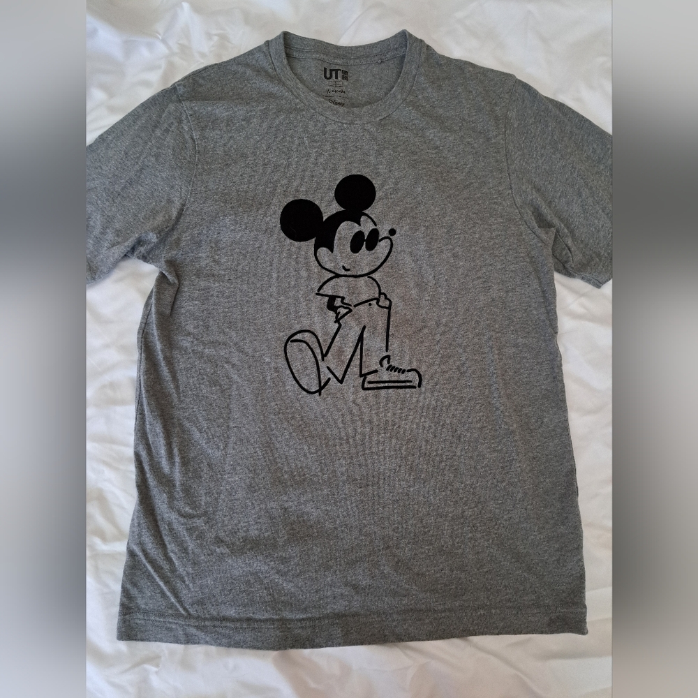Unisex - Mickey T-Shirt - Size: Small  - Uniglo